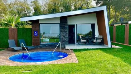 Isıtmalı Havuzlu Manzaralı Tasarım Tiny House Sapanca İlan No 04041