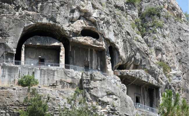 Amasya Kral Kaya Mezarları